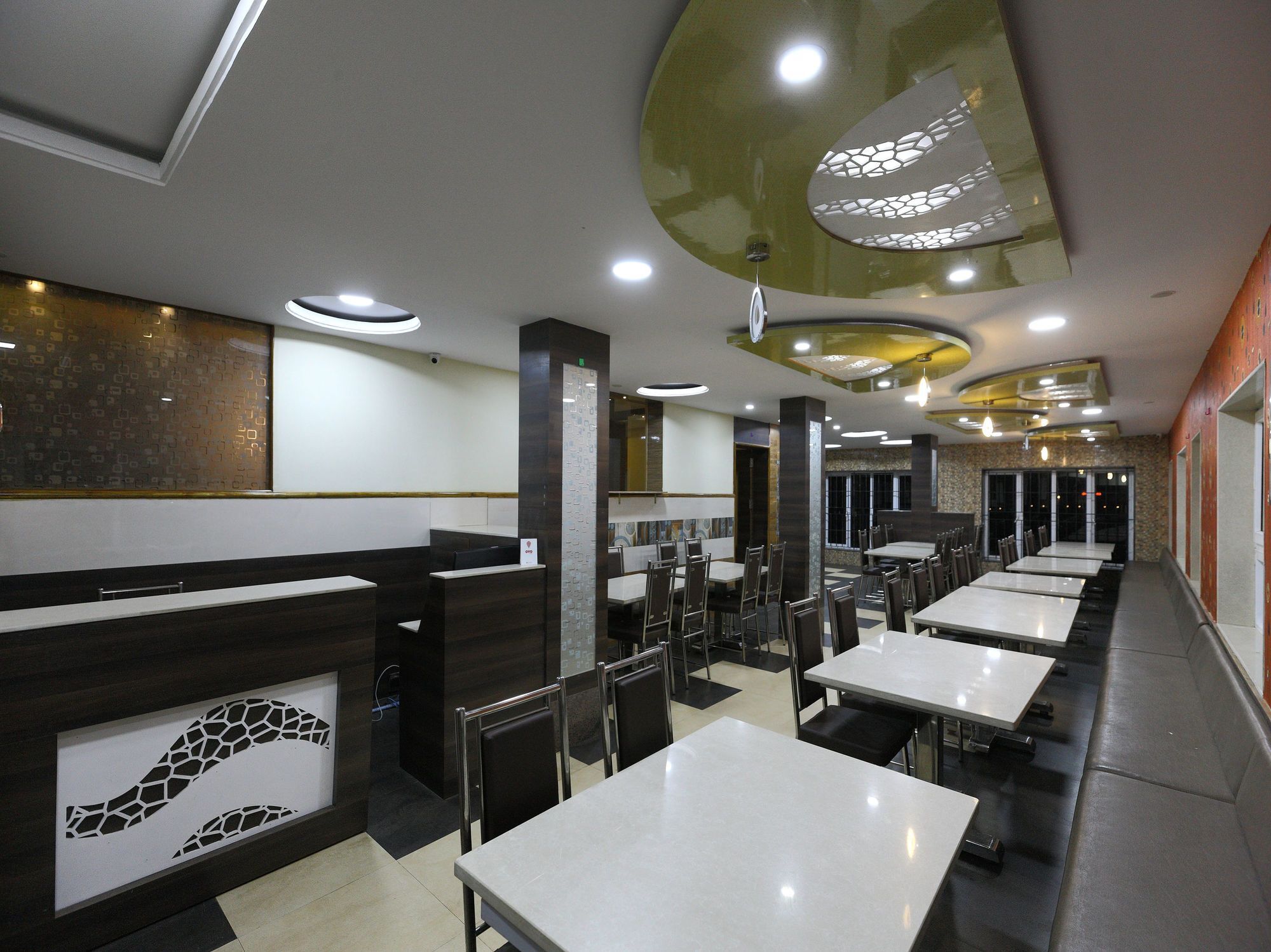 Oyo 7987 Hotel Carnation Ooty Ngoại thất bức ảnh